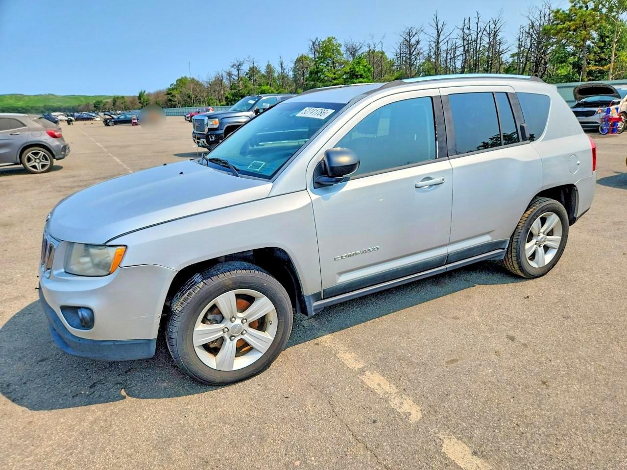 1J4NT1FB6BD241062 · 2011 JEEP COMPASS
