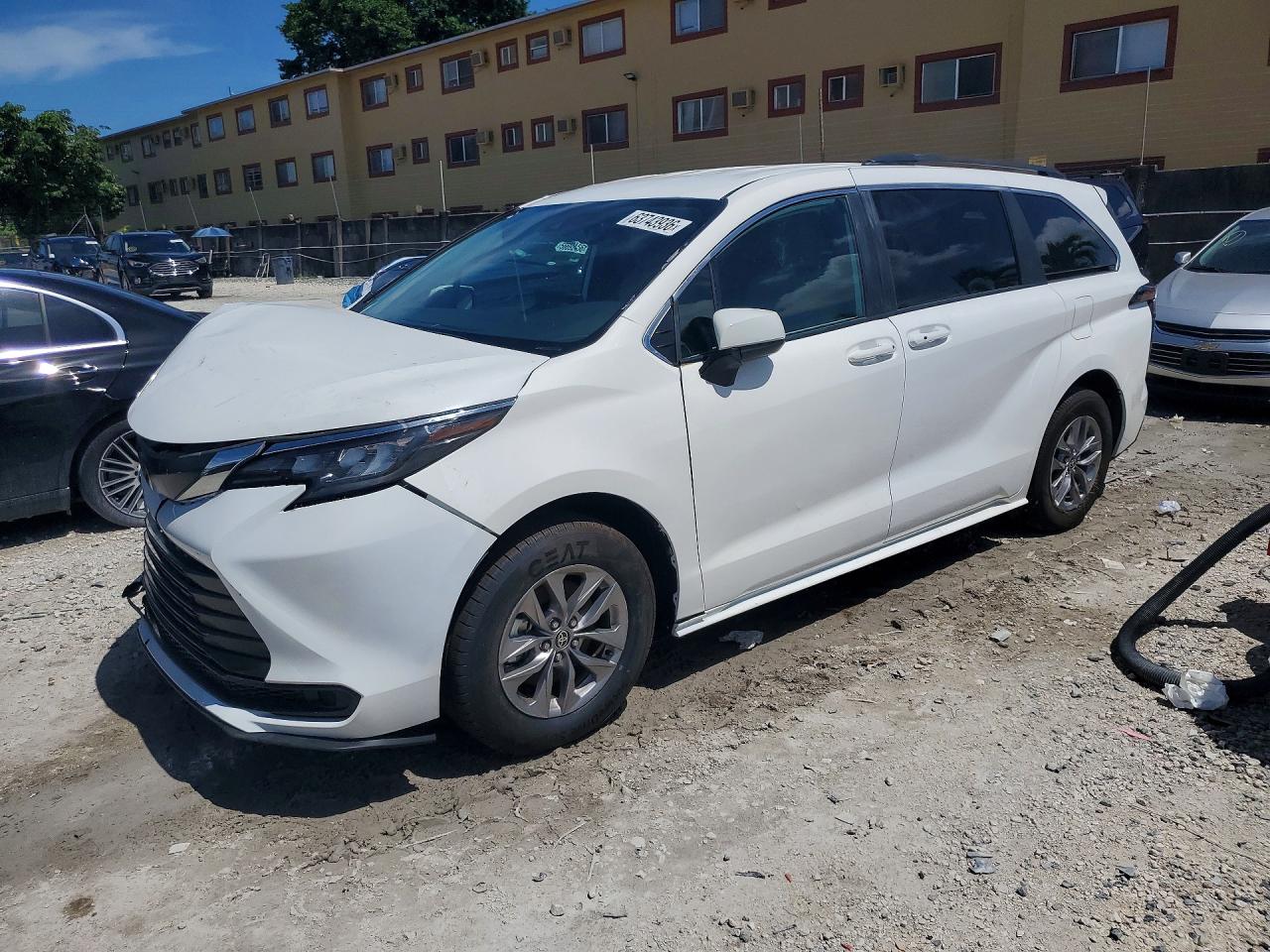 5TDKSKFC7TS231527 · 2026 TOYOTA SIENNA