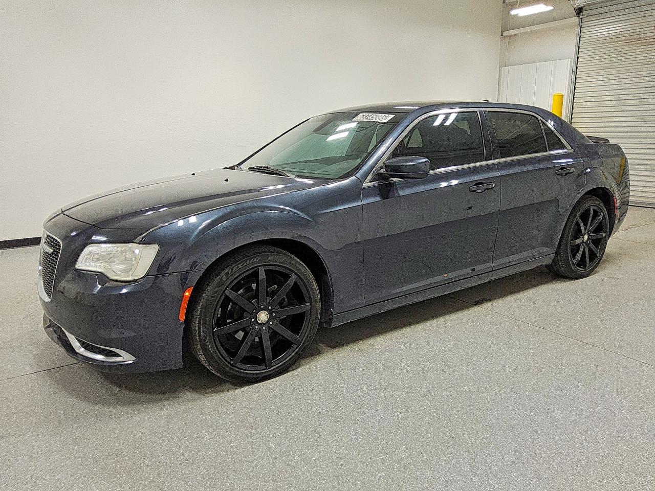 2018 CHRYSLER 300