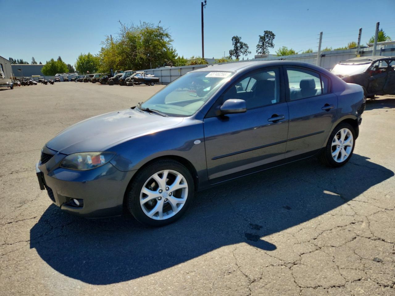 JM1BK32G481138838 · 2008 MAZDA 3