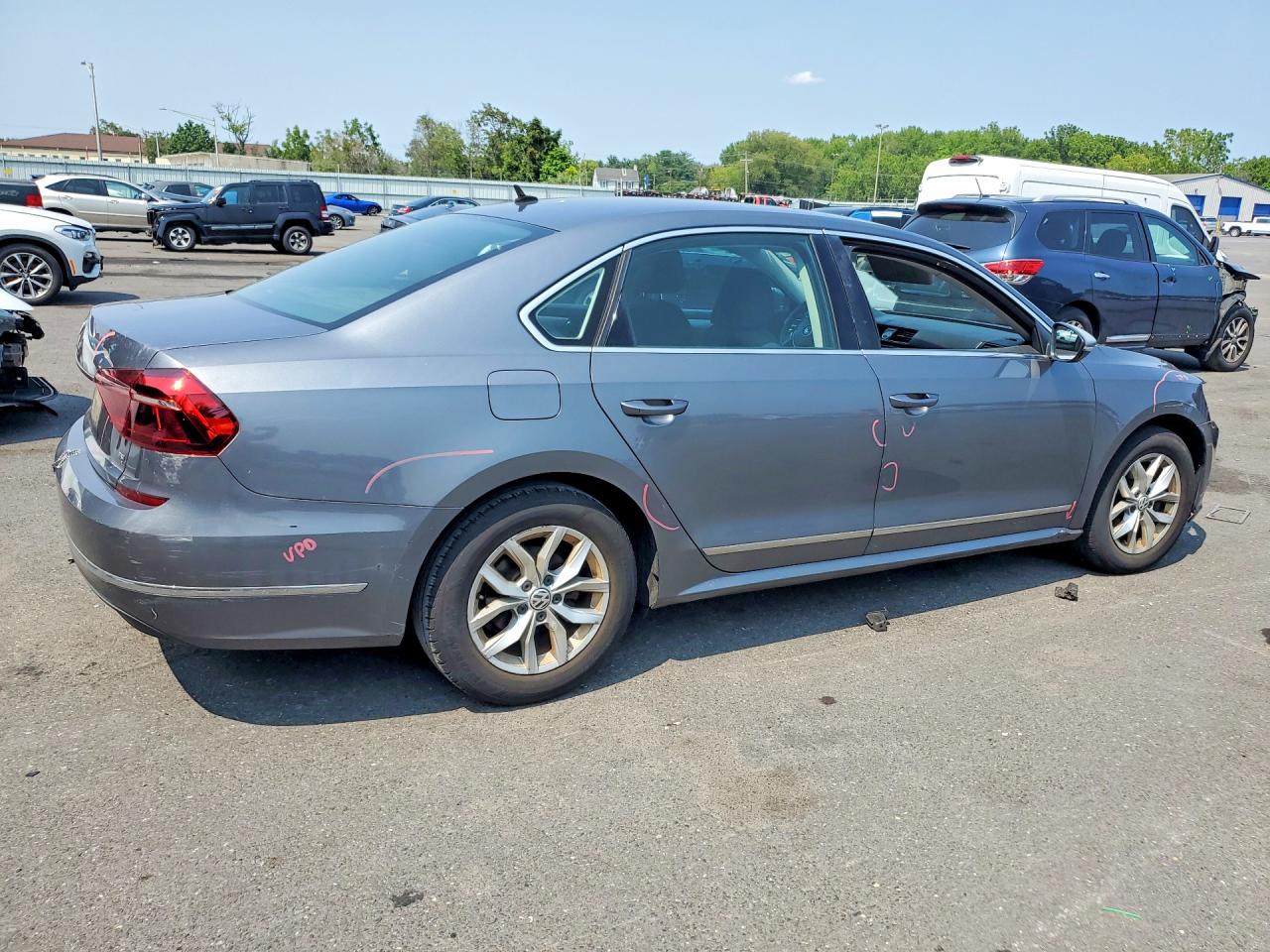 1VWAT7A38HC031839 · 2017 VOLKSWAGEN PASSAT · 3/12