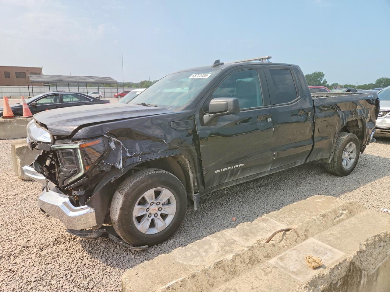 1GTRUAED8SZ198144 · 2025 GMC SIERRA