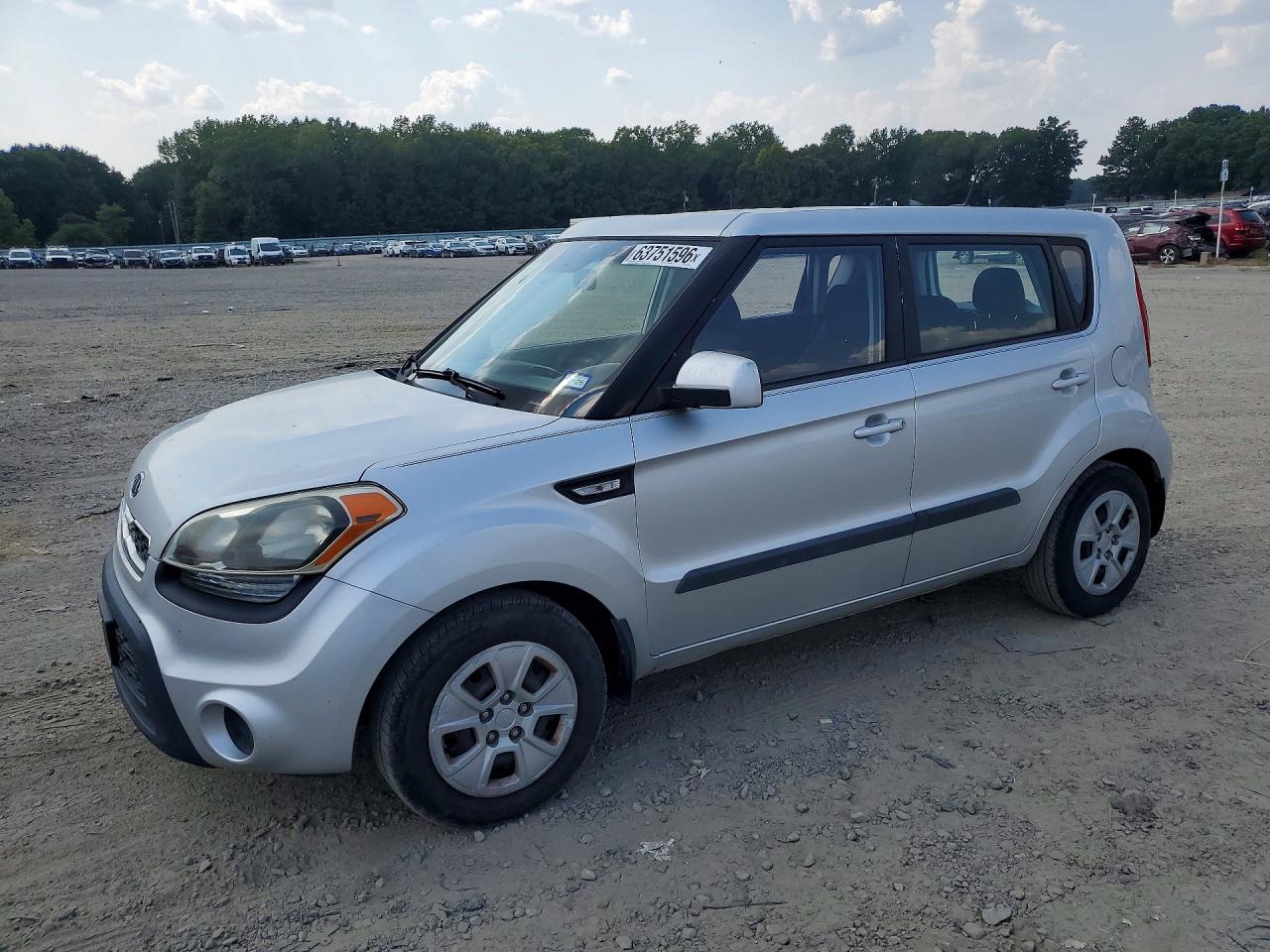 KNDJT2A59C7473988 · 2012 KIA SOUL
