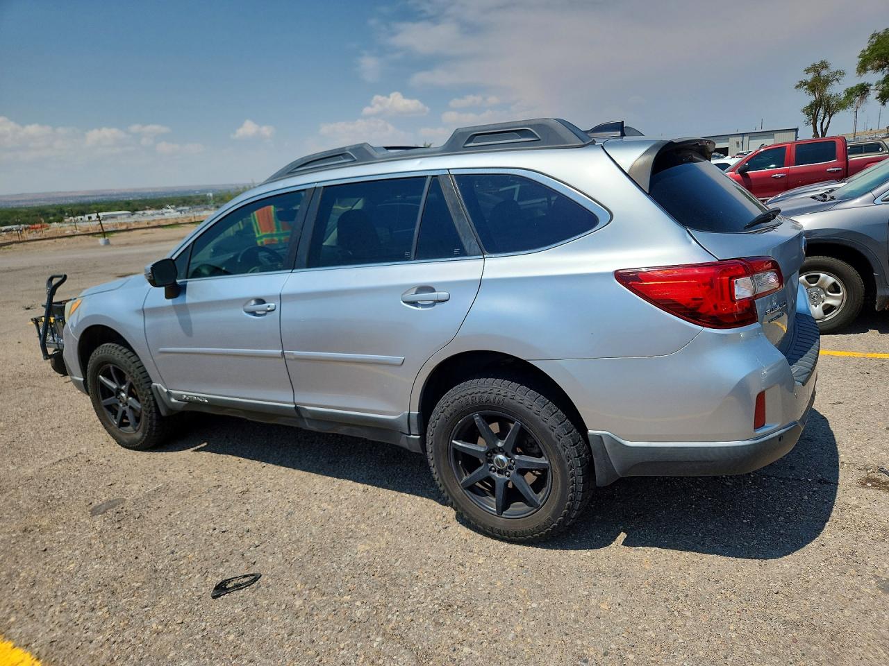4S4BSENC8H3223086 · 2017 SUBARU OUTBACK · 2/13