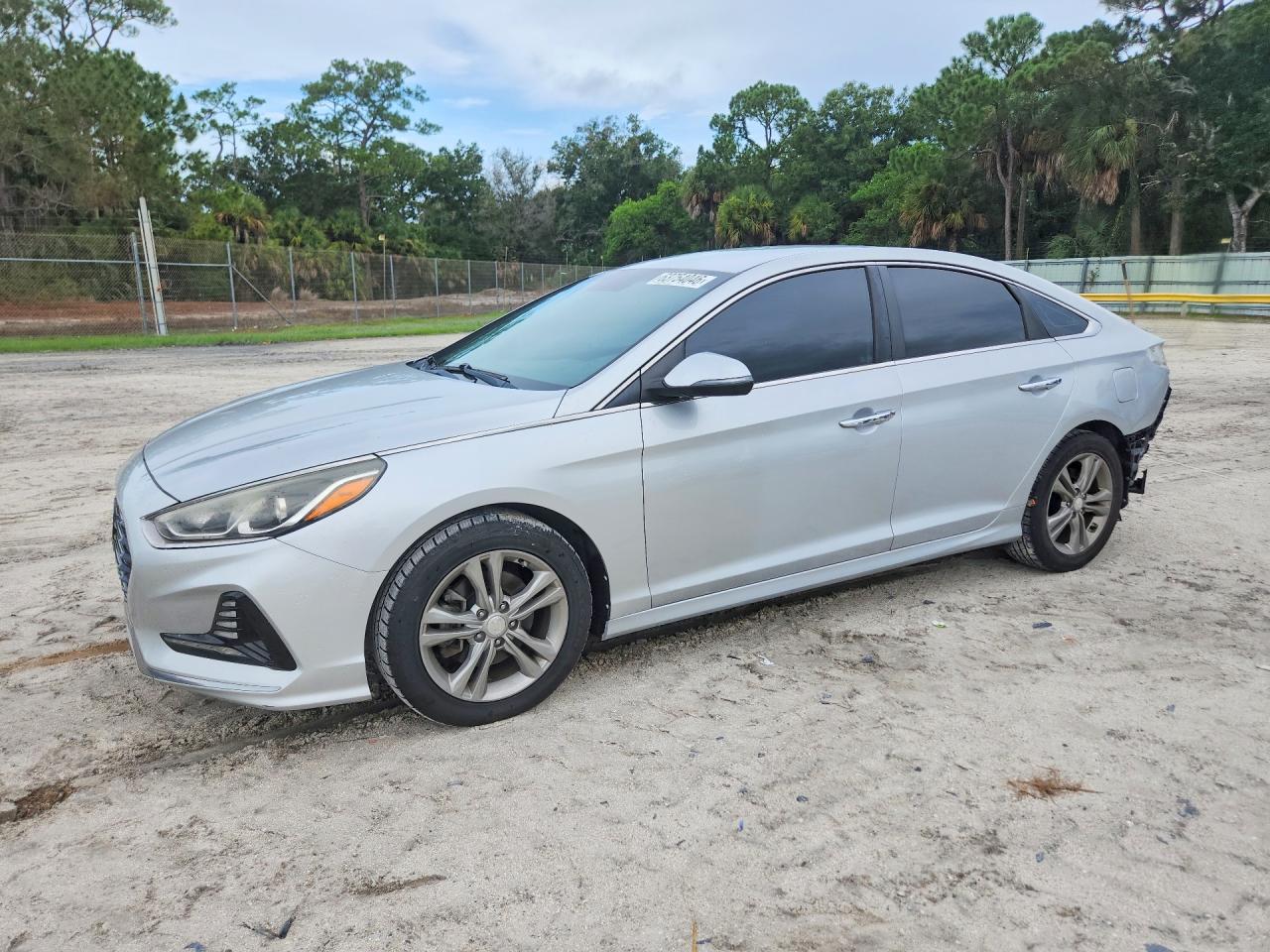 5NPE34AF9JH605792 · 2018 HYUNDAI SONATA