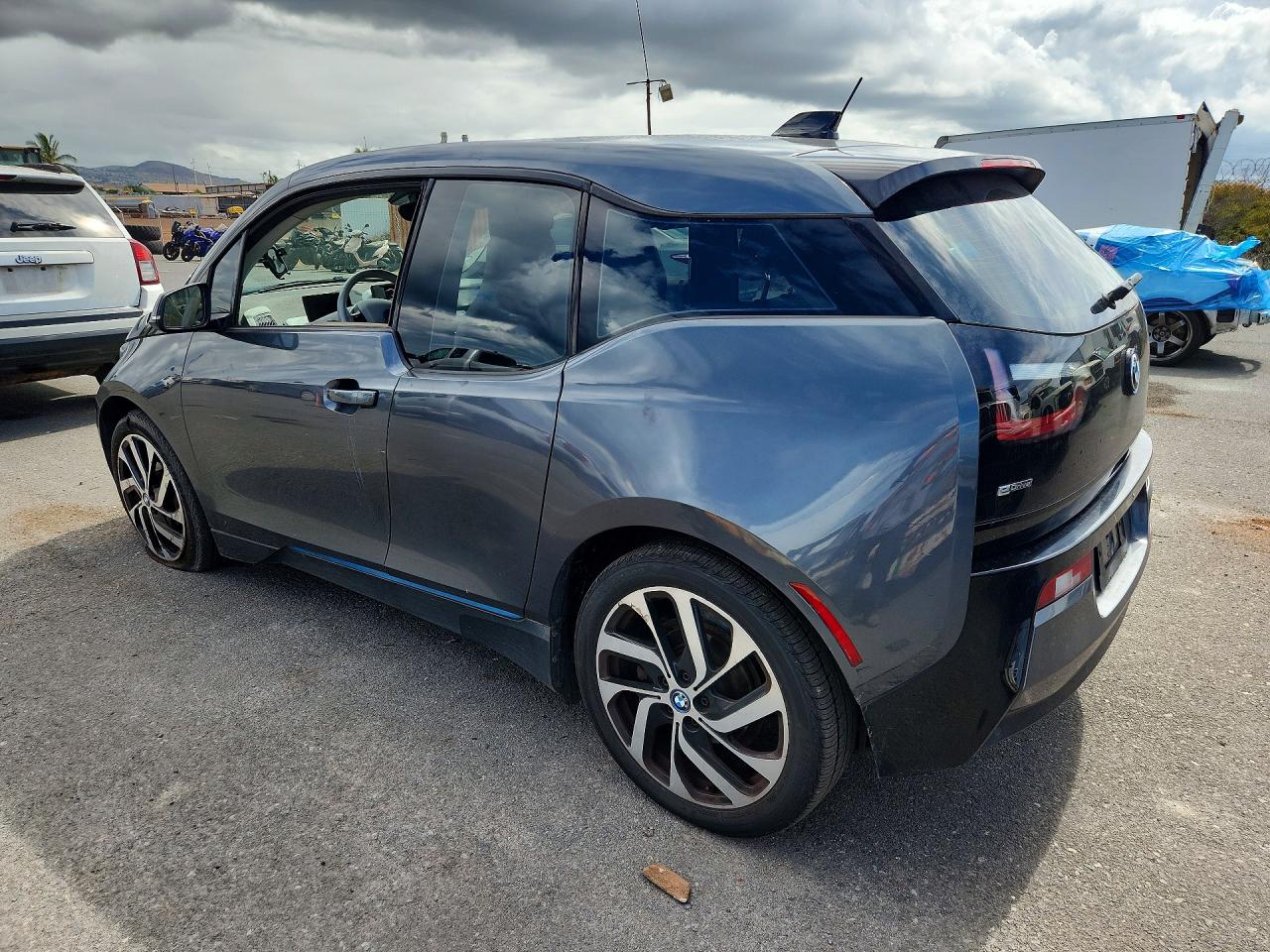 WBY1Z8C37HV893537 · 2017 BMW I3 · 2/12