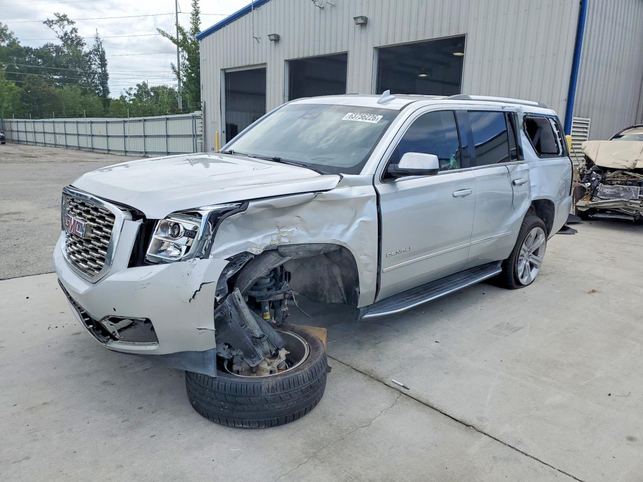 1GKS1CKJ7JR124412 · 2018 GMC YUKON