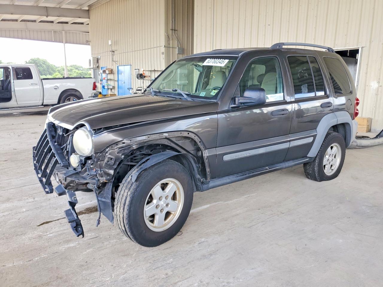 2005 JEEP LIBERTY