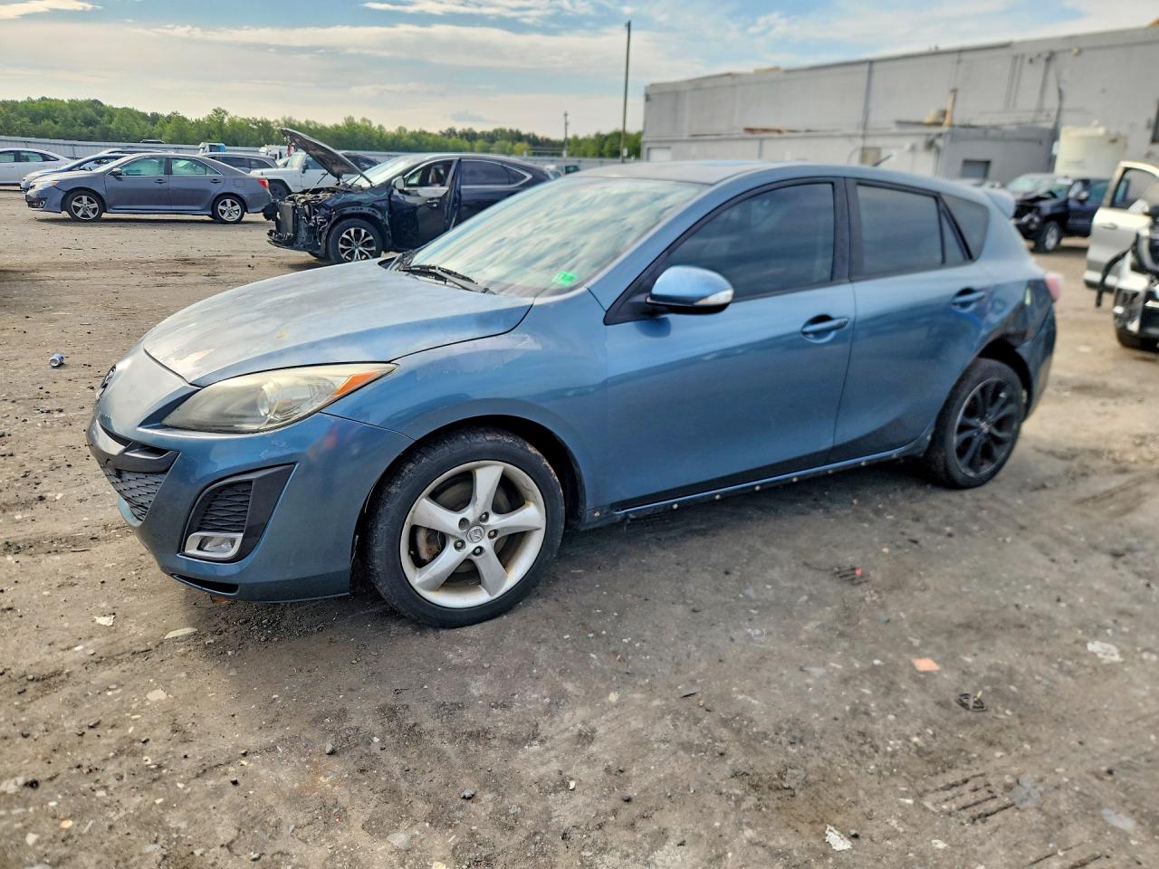 JM1BL1H51A1170630 · 2010 MAZDA 3