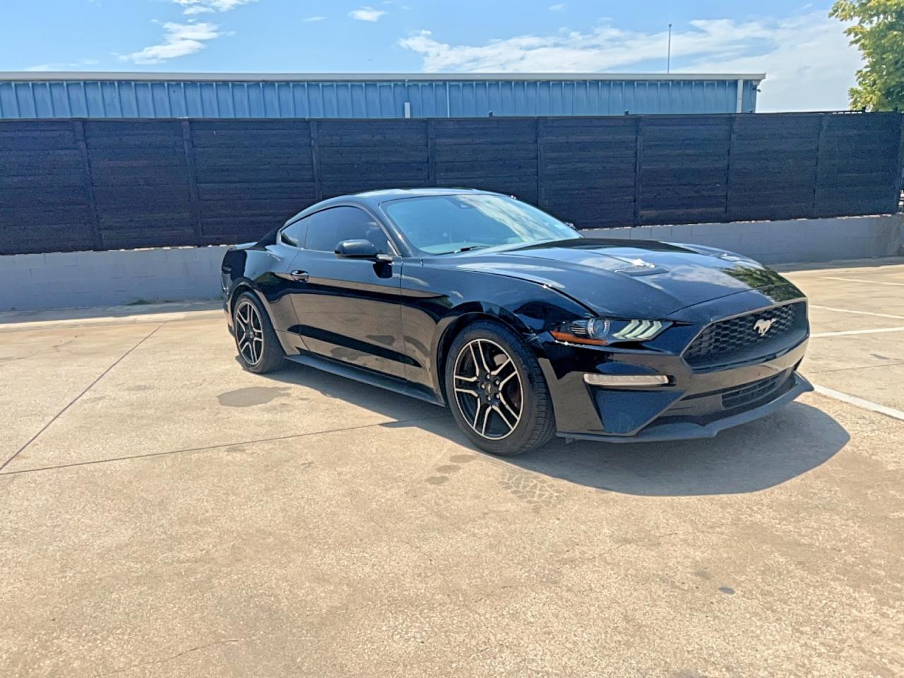 1FA6P8TH9N5105447 · 2022 FORD MUSTANG