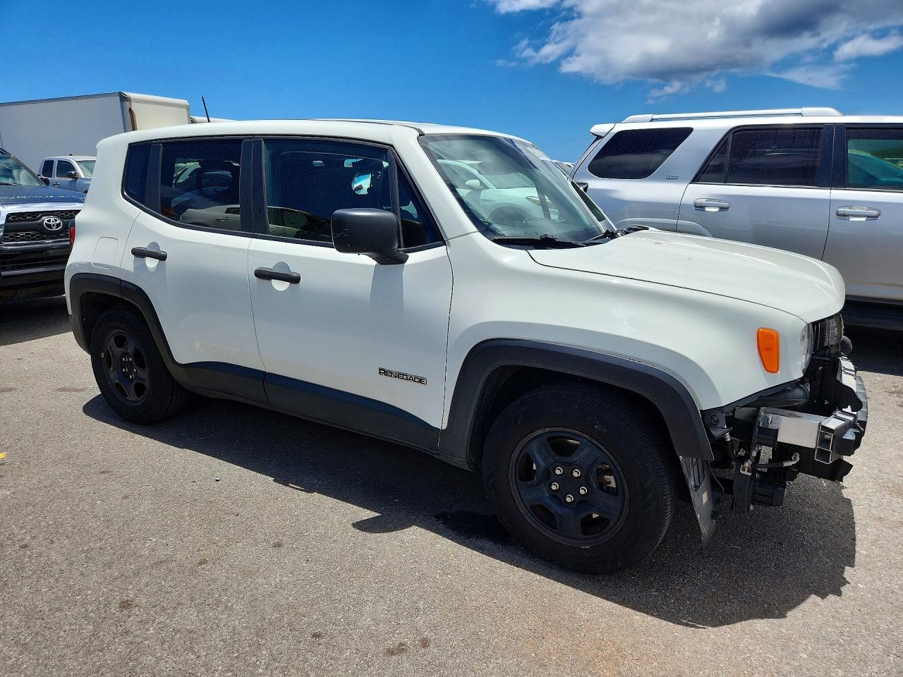 ZACNJAAB0LPL08080 · 2020 JEEP RENEGADE · 4/14