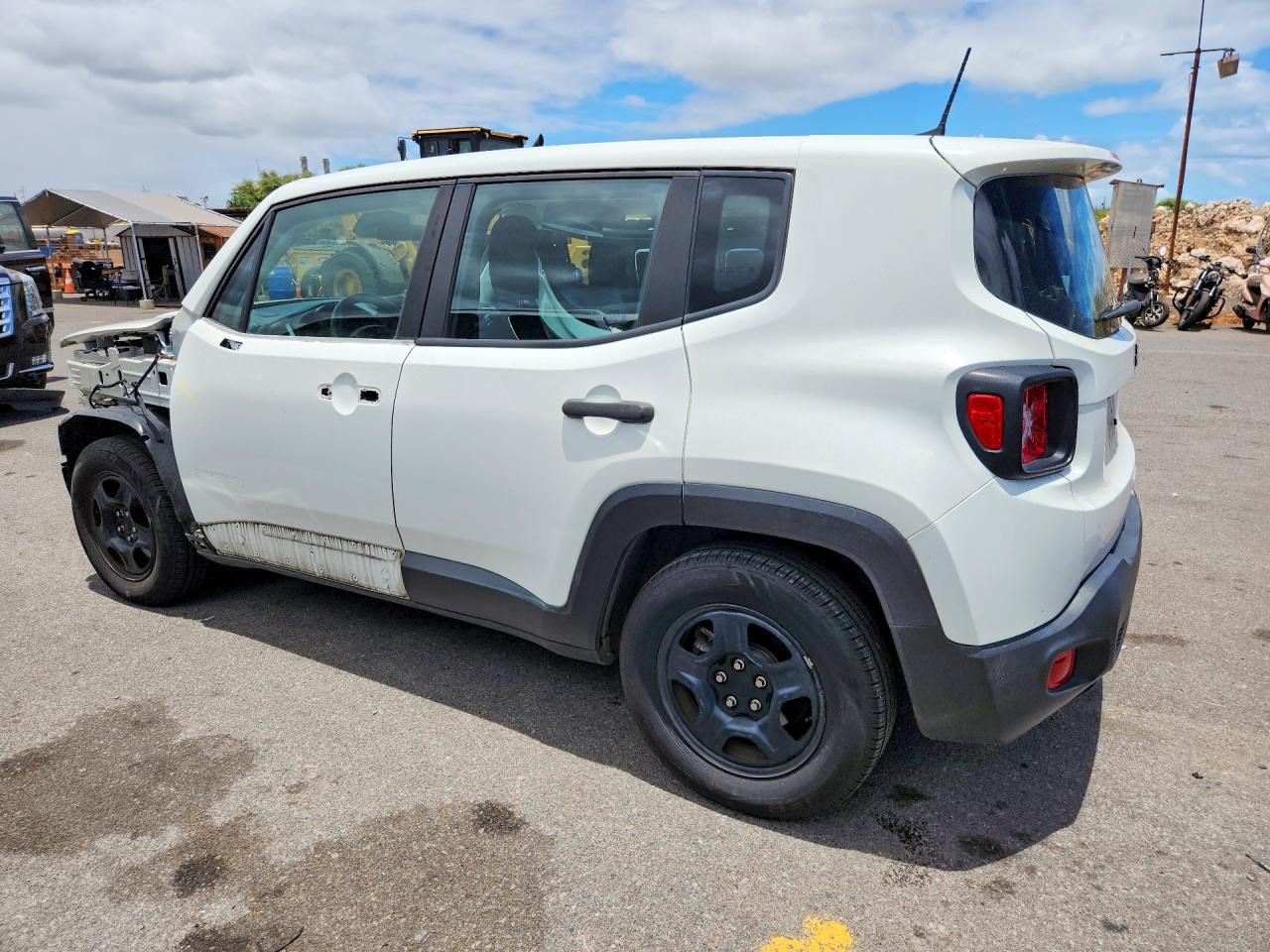 ZACNJAAB0LPL08080 · 2020 JEEP RENEGADE · 2/14