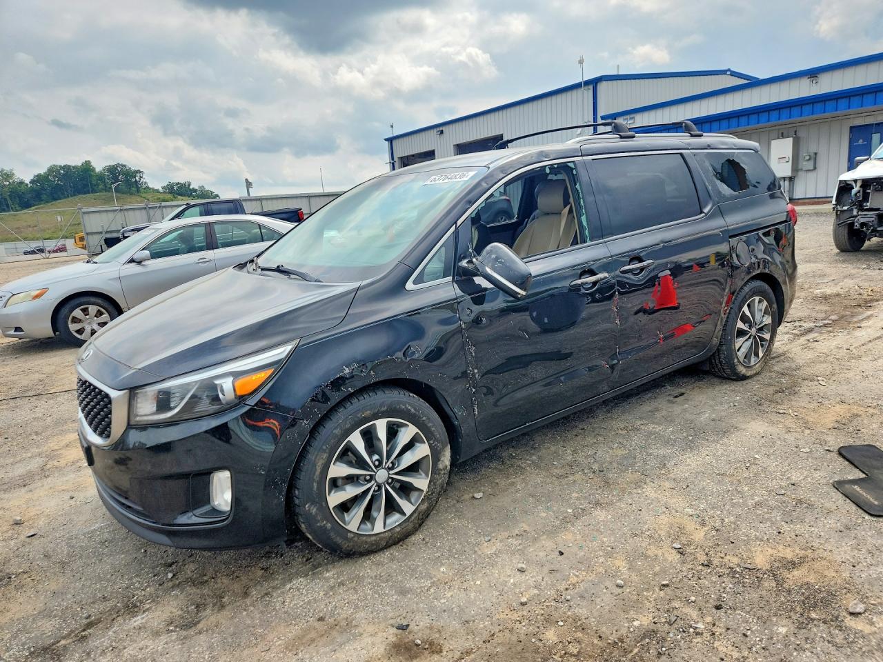 KNDMC5C12G6159054 · 2016 KIA SEDONA