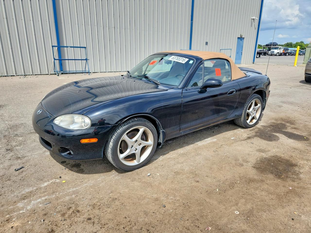 JM1NB353810214157 · 2001 MAZDA MX-5 MIATA