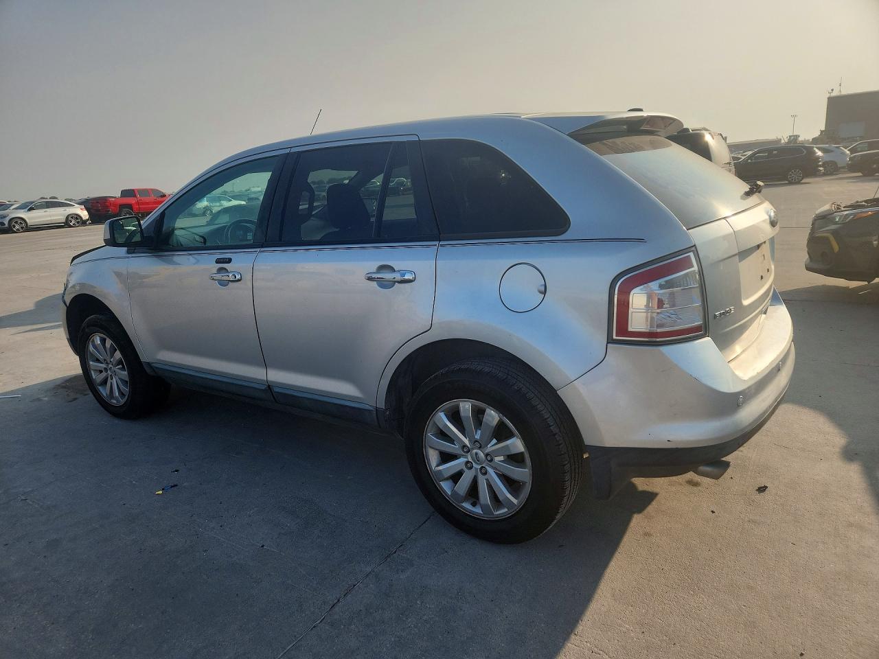 2FMDK4JCXABB03918 · 2010 FORD EDGE · 2/13