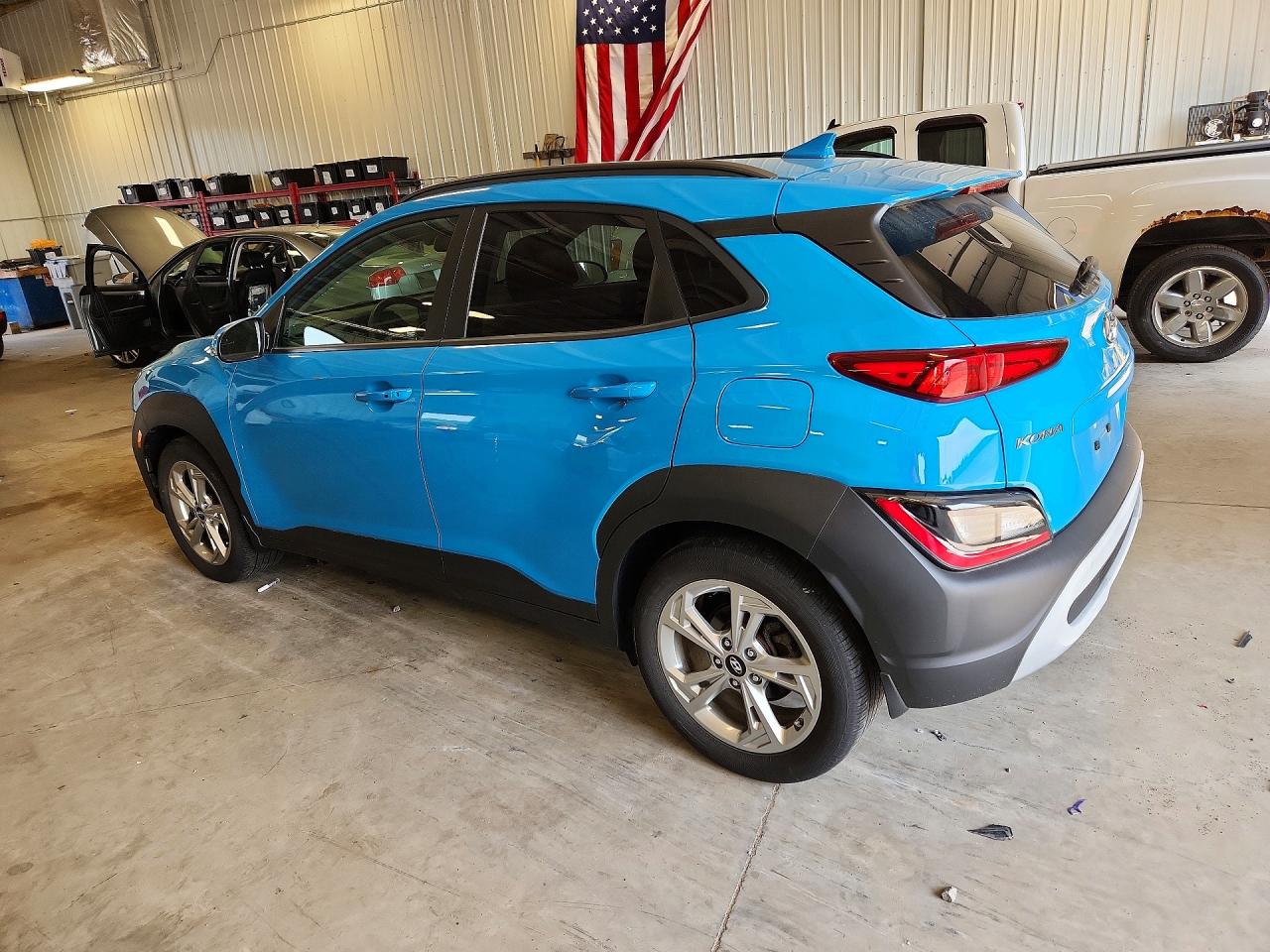 KM8K62AB6NU877588 · 2022 HYUNDAI KONA · 2/13