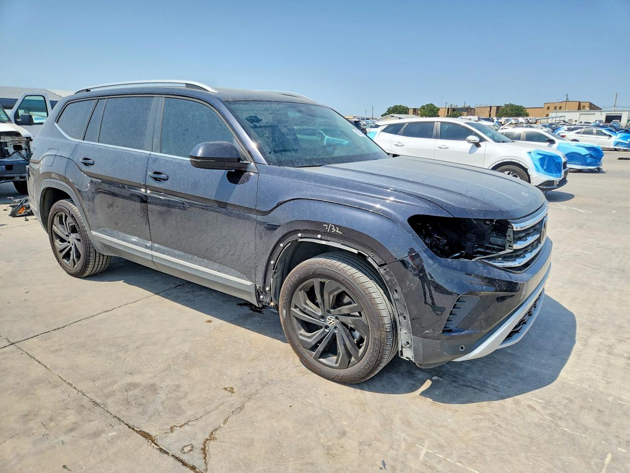 1V2BR2CA7MC569462 · 2021 VOLKSWAGEN ATLAS · 4/14