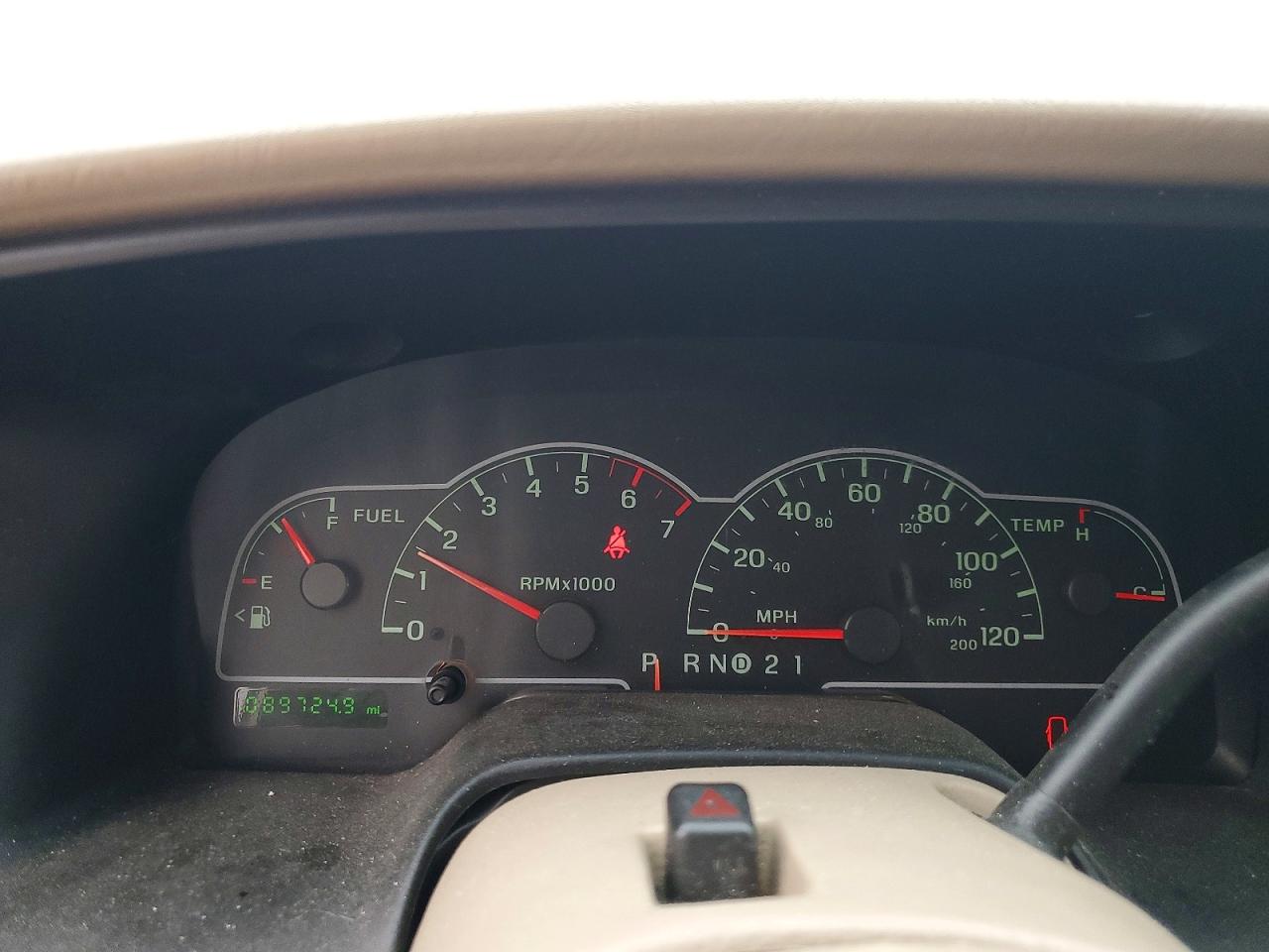 2FMZA524X2BB34318 · 2002 FORD WINDSTAR · 9/13