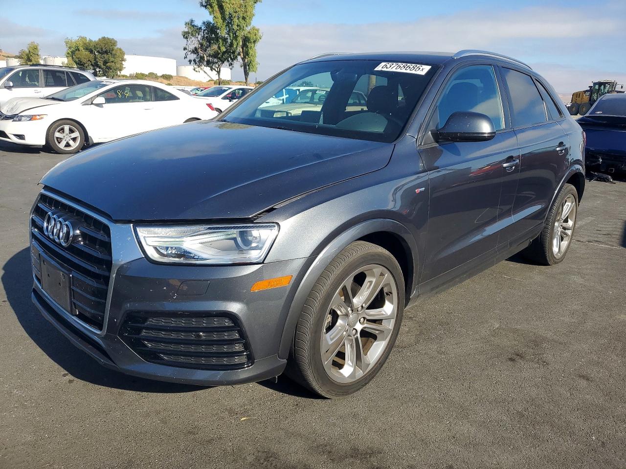 WA1ECCFS7JR001080 · 2018 AUDI Q3