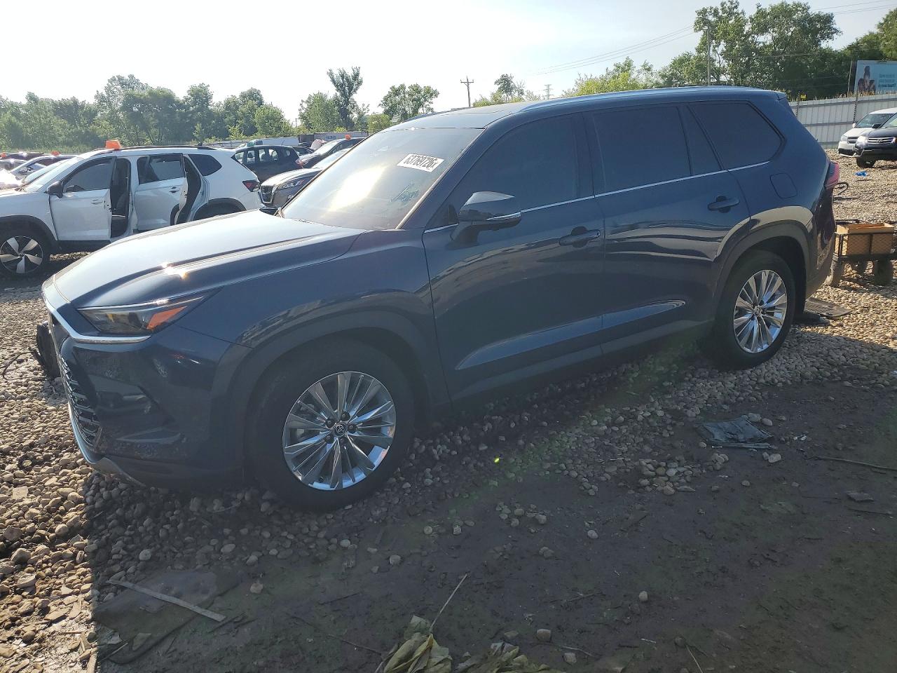 5TDAAAB50RS034613 · 2024 TOYOTA GRAND HIGHLANDER