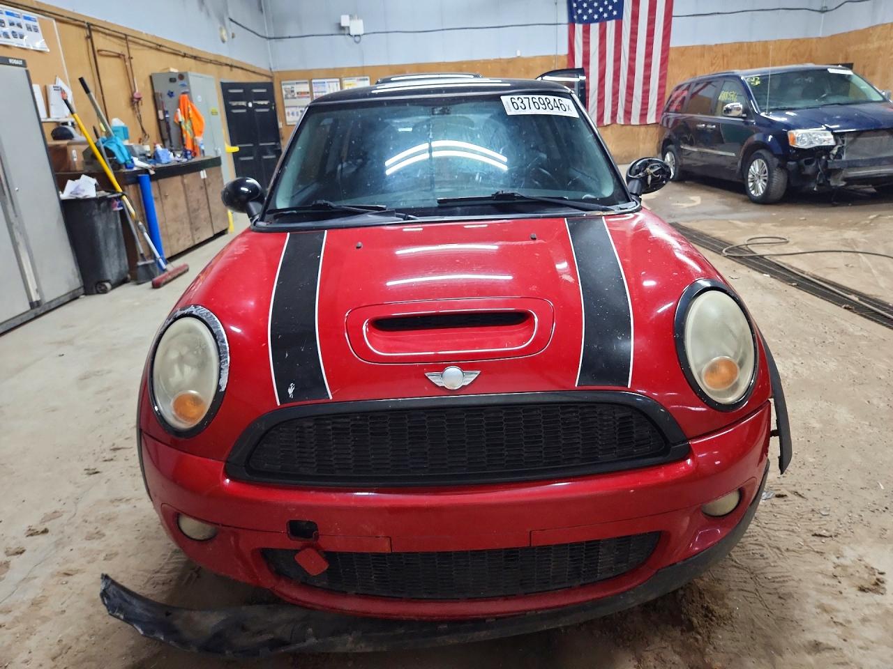 WMWMF73539TV39740 · 2009 MINI COOPER · 5/12