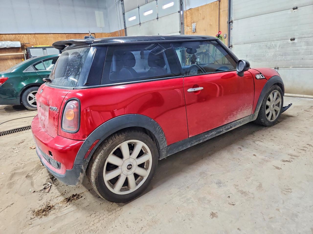 WMWMF73539TV39740 · 2009 MINI COOPER · 3/12