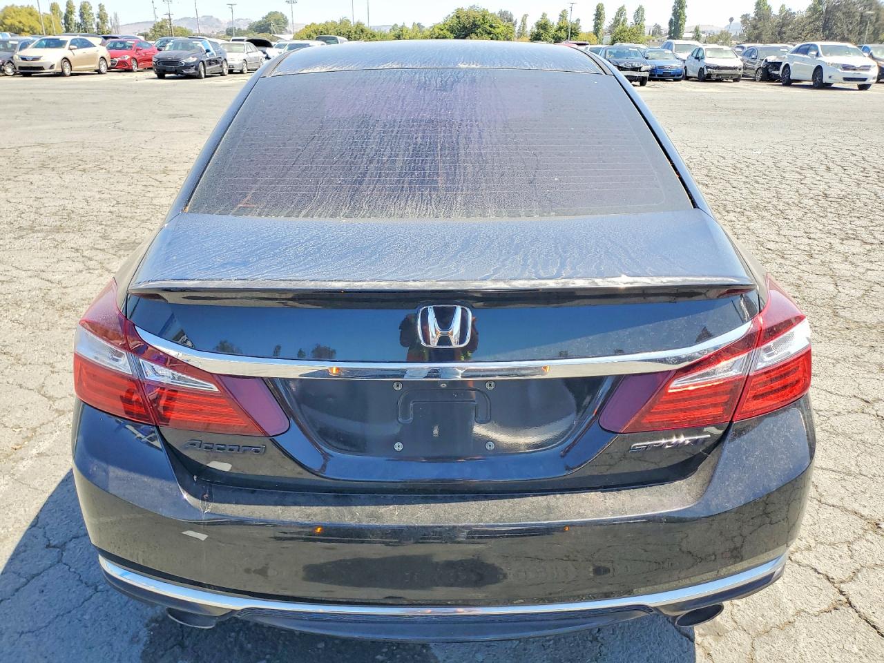 1HGCR2F55GA175769 · 2016 HONDA ACCORD · 6/12