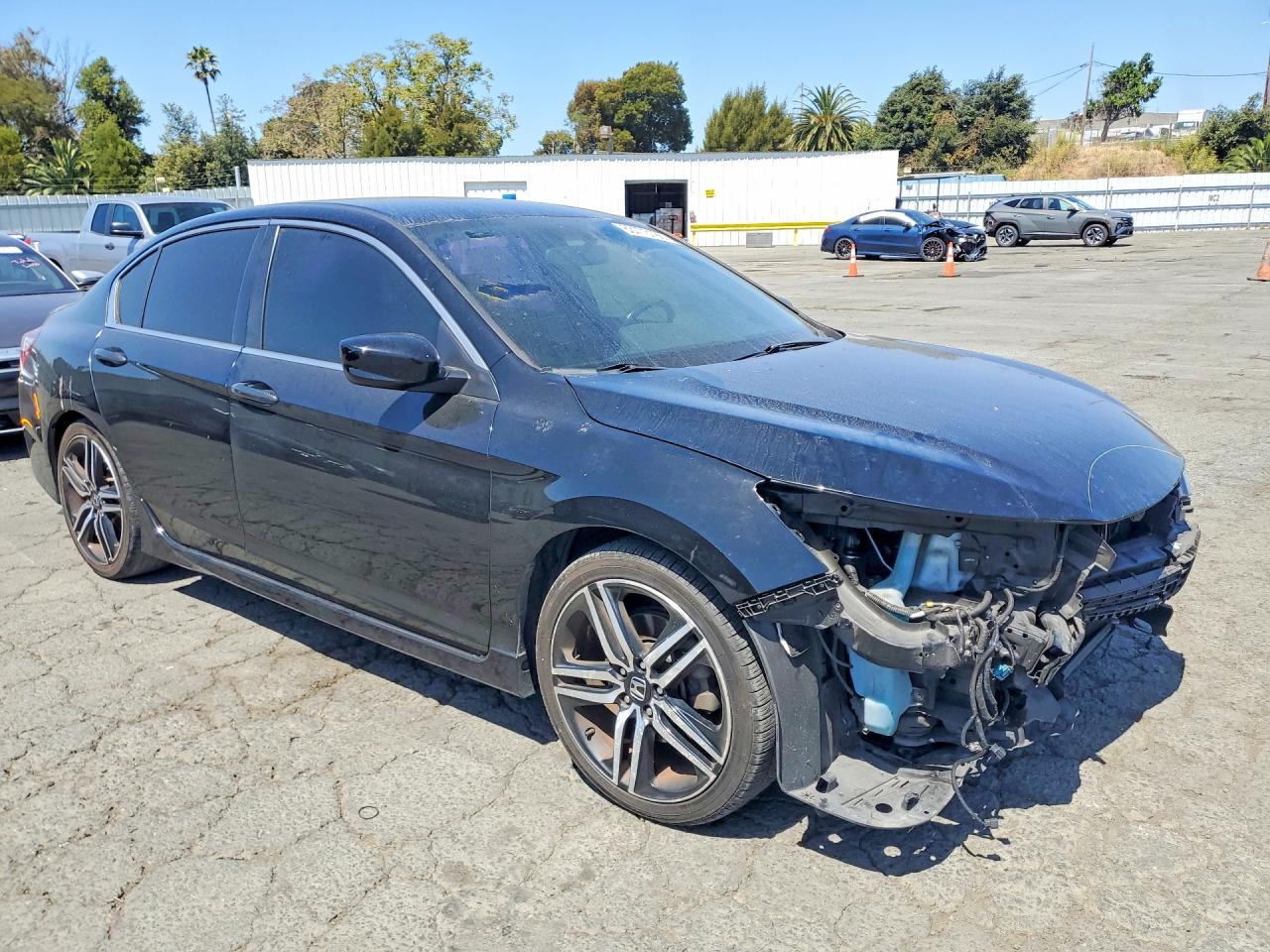 1HGCR2F55GA175769 · 2016 HONDA ACCORD · 4/12