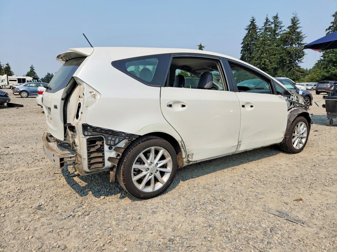 JTDZN3EU9EJ010176 · 2014 TOYOTA PRIUS V · 3/14