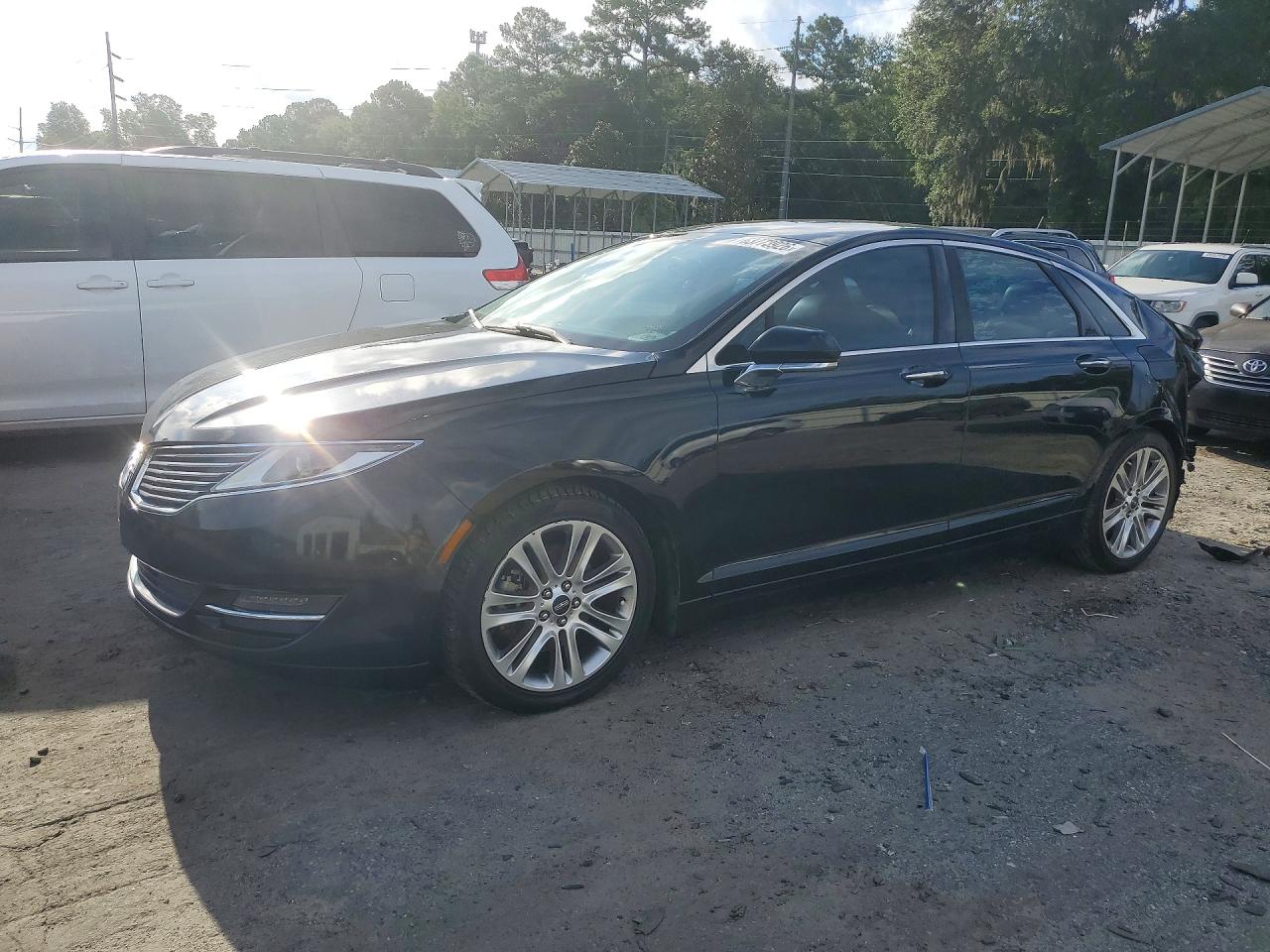 3LN6L2G94GR631437 · 2016 LINCOLN MKZ