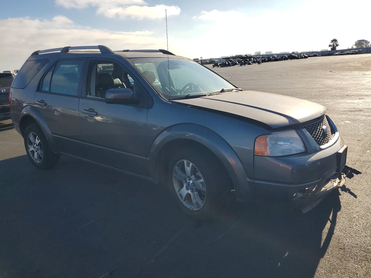 1FMZK03106GA01280 · 2006 FORD FREESTYLE · 4/13