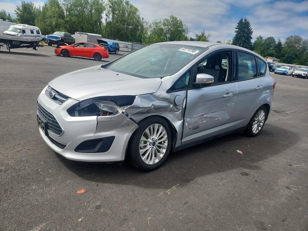 1FADP5EUXHL106140 · 2017 FORD C-MAX