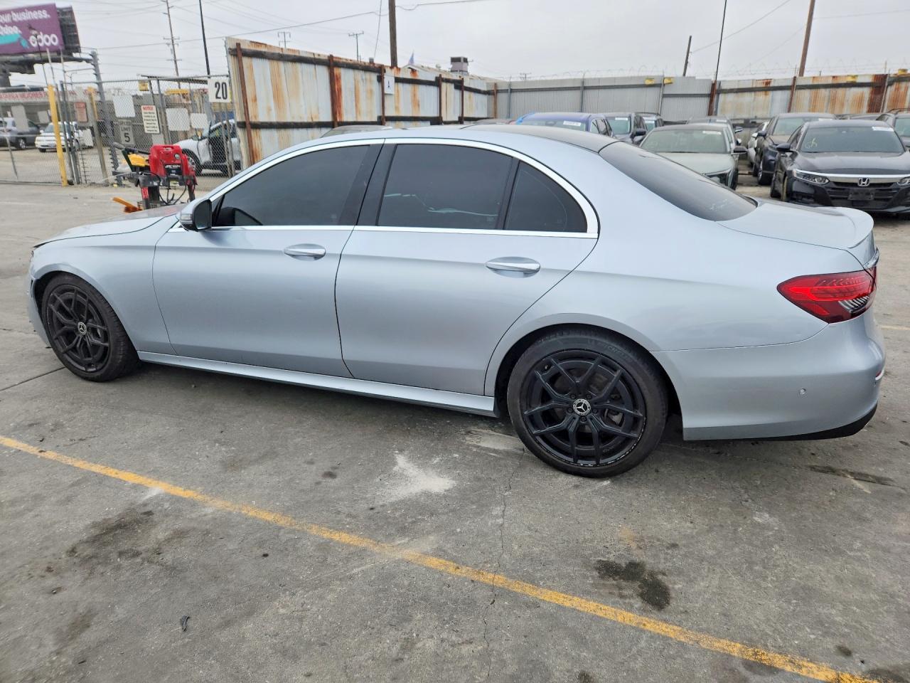 W1KZF8DB7MA925655 · 2021 MERCEDES-BENZ E · 2/12