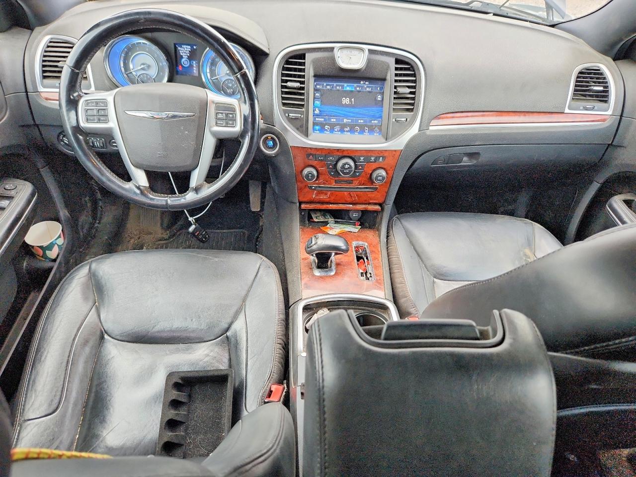 2C3CCARG9DH667858 · 2013 CHRYSLER 300 · 8/13