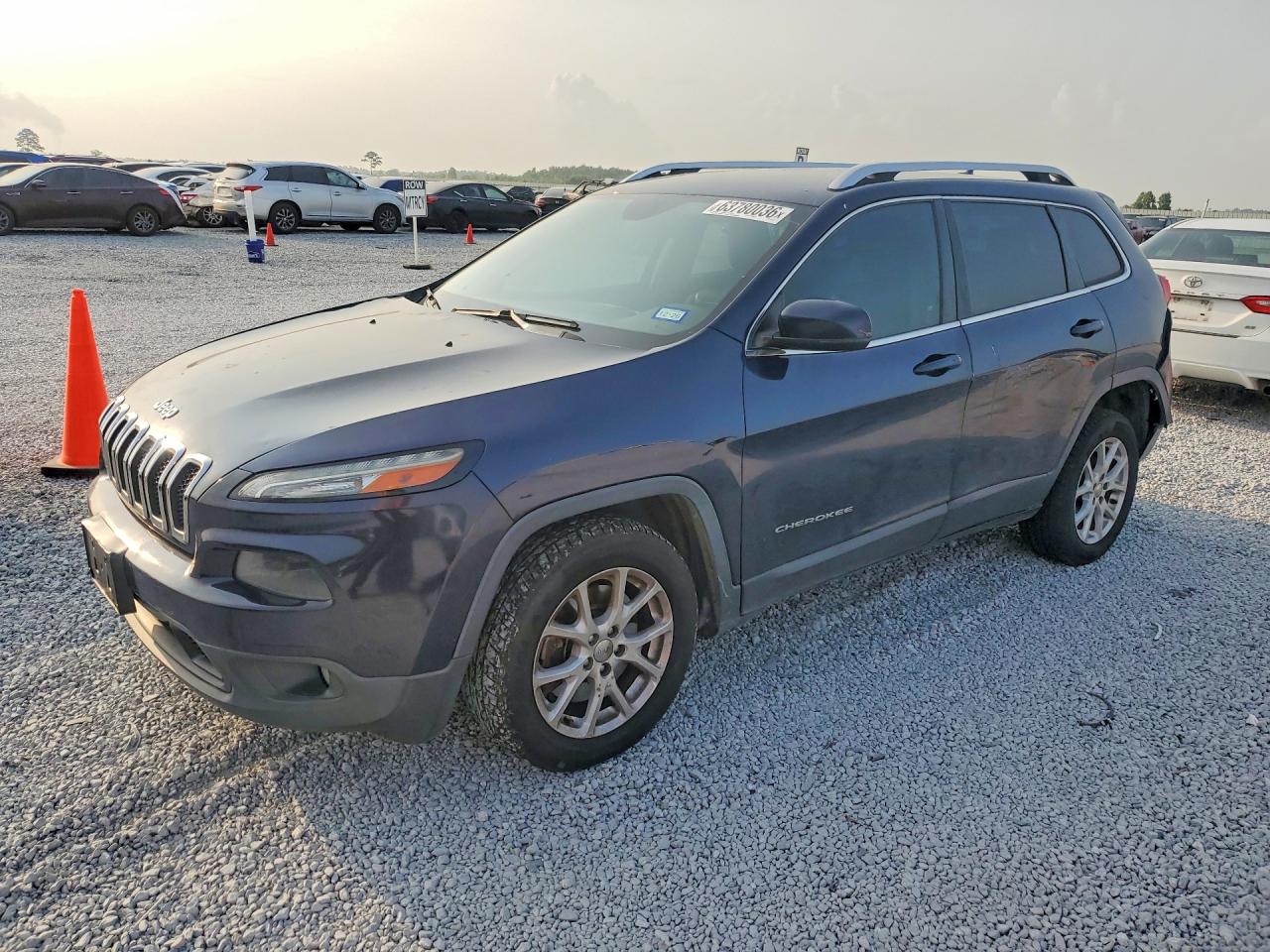 1C4PJLCB5FW516242 · 2015 JEEP CHEROKEE