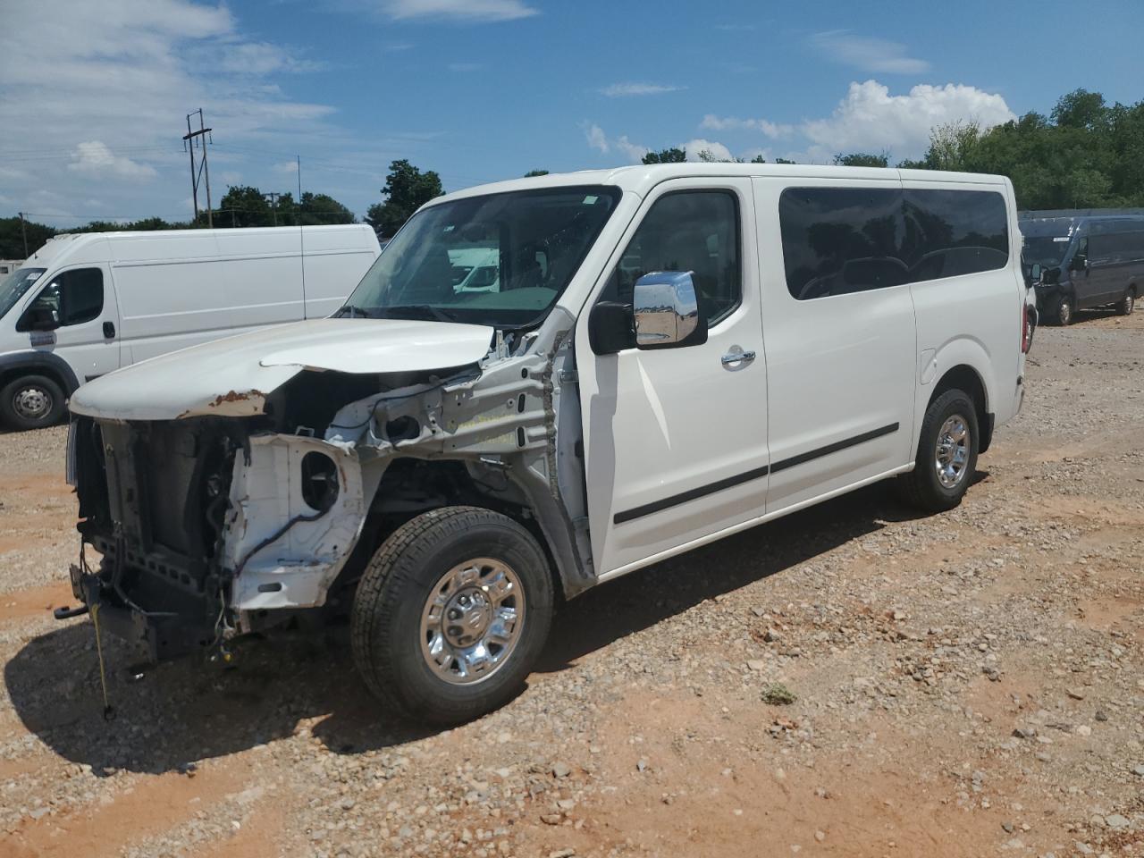 5BZAF0AA1JN853490 · 2018 NISSAN NV