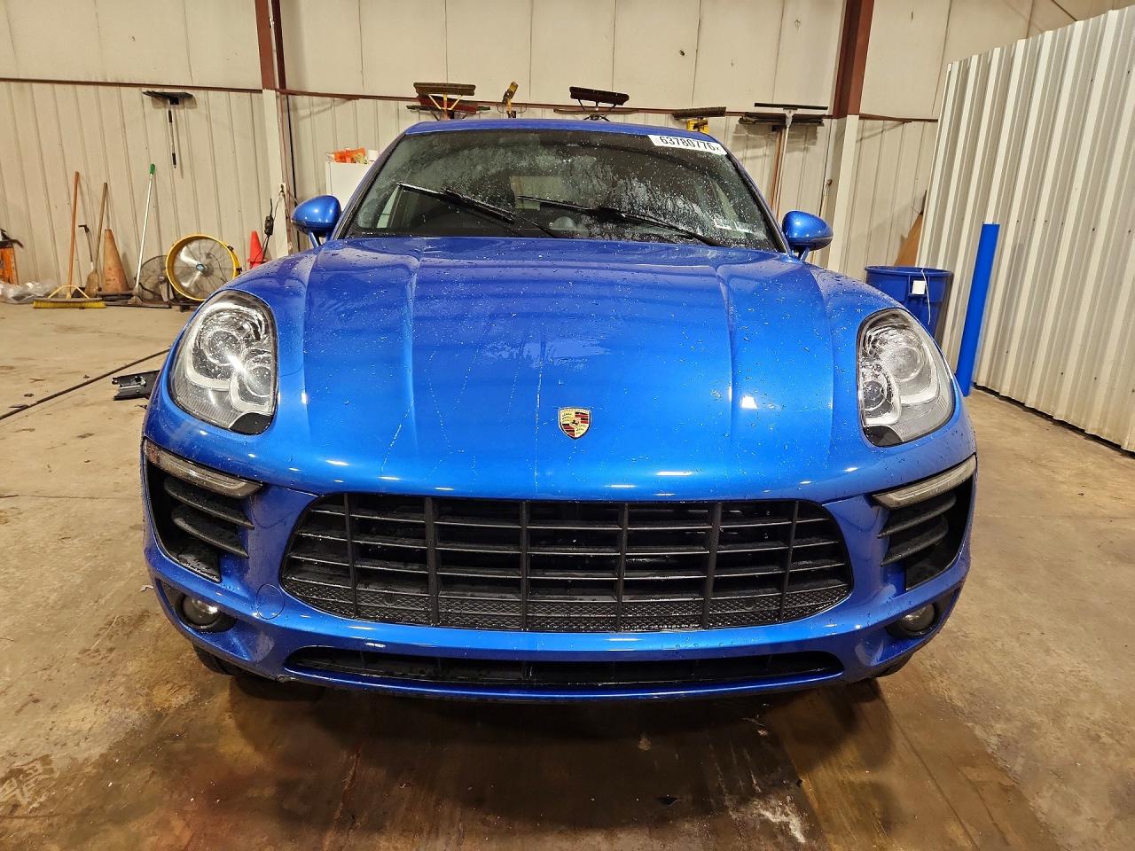 WP1AA2A52JLB17472 · 2018 PORSCHE MACAN · 5/14