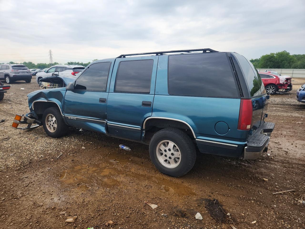 1GNEC13K6SJ376450 · 1995 CHEVROLET TAHOE · 2/12