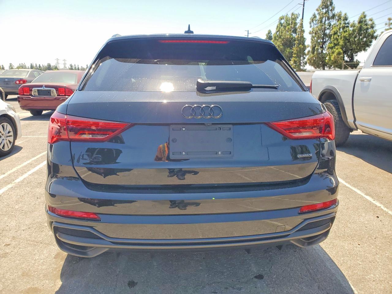 WA1EECF35N1069207 · 2022 AUDI Q3 · 6/13