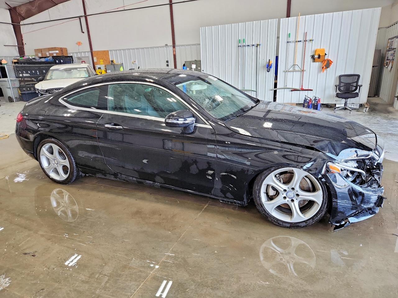 WDDWJ4JB1HF355739 · 2017 MERCEDES-BENZ C · 4/12
