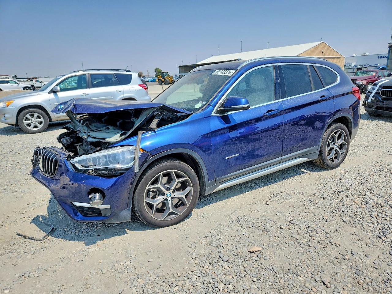 WBXHT3C35H5F82411 · 2017 BMW X1