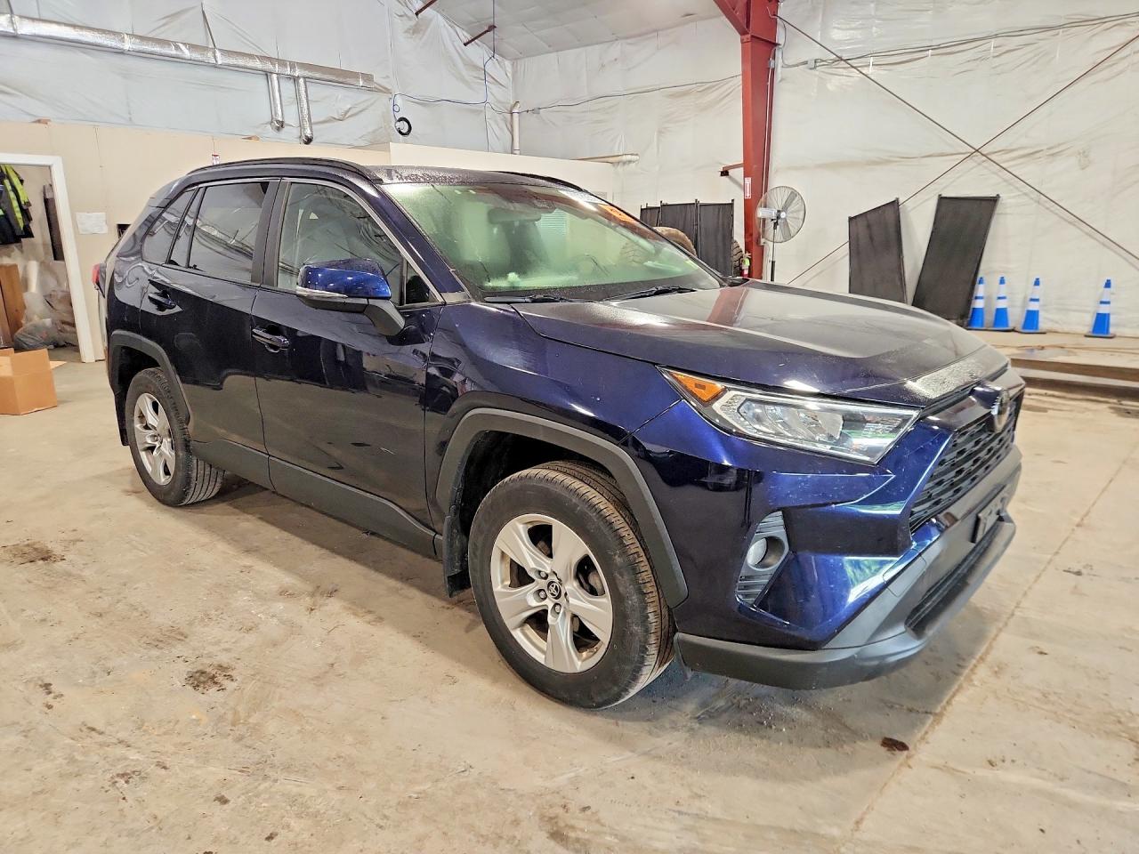 JTMP1RFV0KD016228 · 2019 TOYOTA RAV4 · 4/13