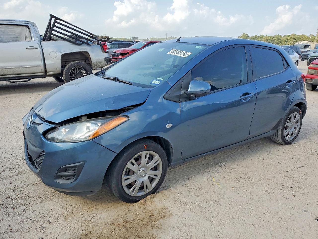 2014 MAZDA 2