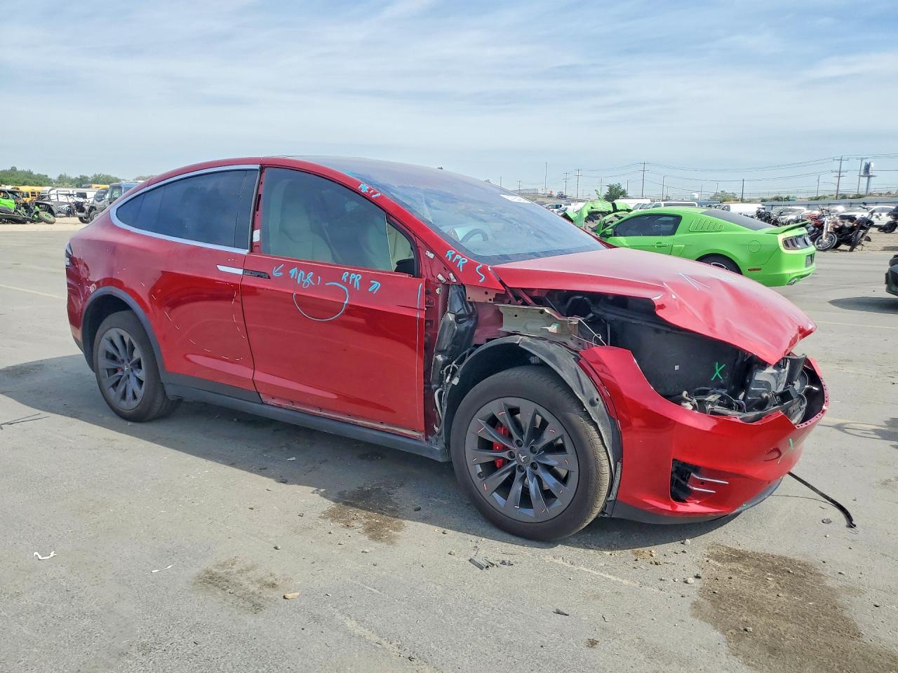 5YJXCBE44JF095534 · 2018 TESLA MODEL X · 4/14