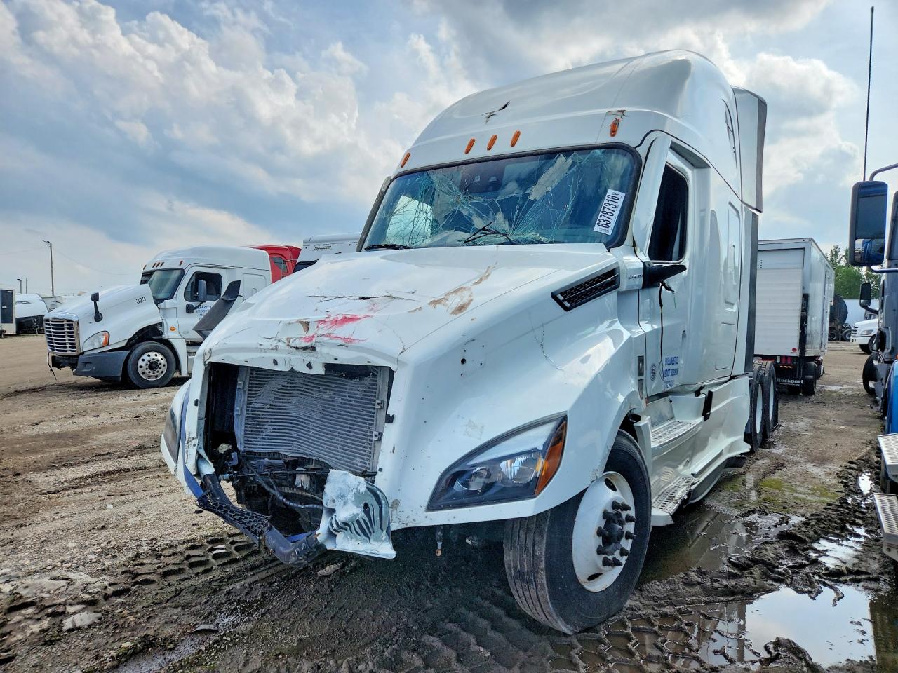 3AKJHHDR3TSWH9469 · 2026 FREIGHTLINER CASCADIA 126