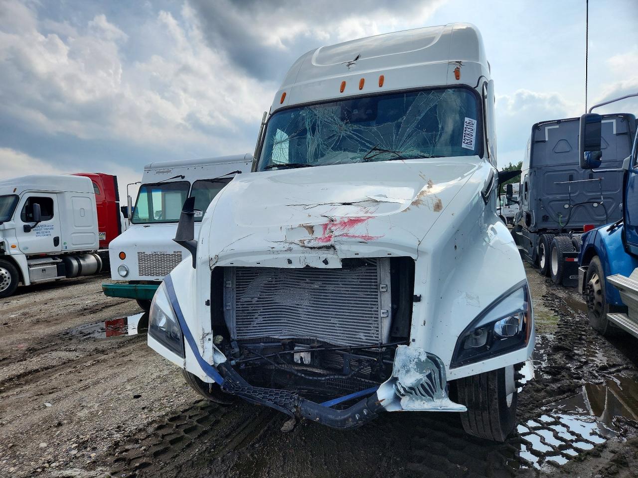 3AKJHHDR3TSWH9469 · 2026 FREIGHTLINER CASCADIA 126 · 5/13