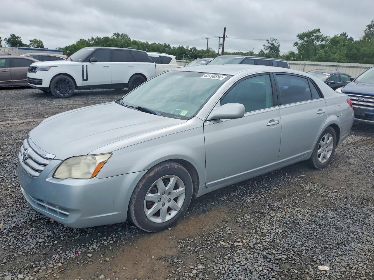 4T1BK36B75U033568 · 2005 TOYOTA AVALON