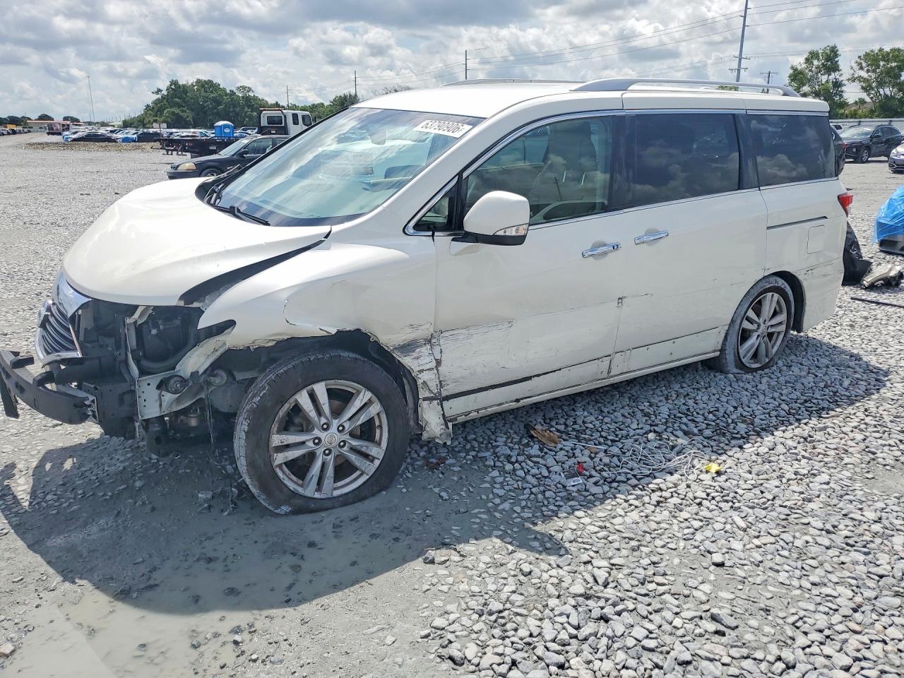 2011 NISSAN QUEST
