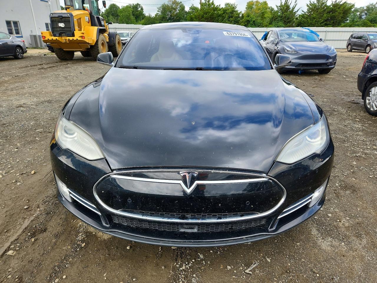 5YJSA1H27EFP66110 · 2014 TESLA MODEL S · 5/13