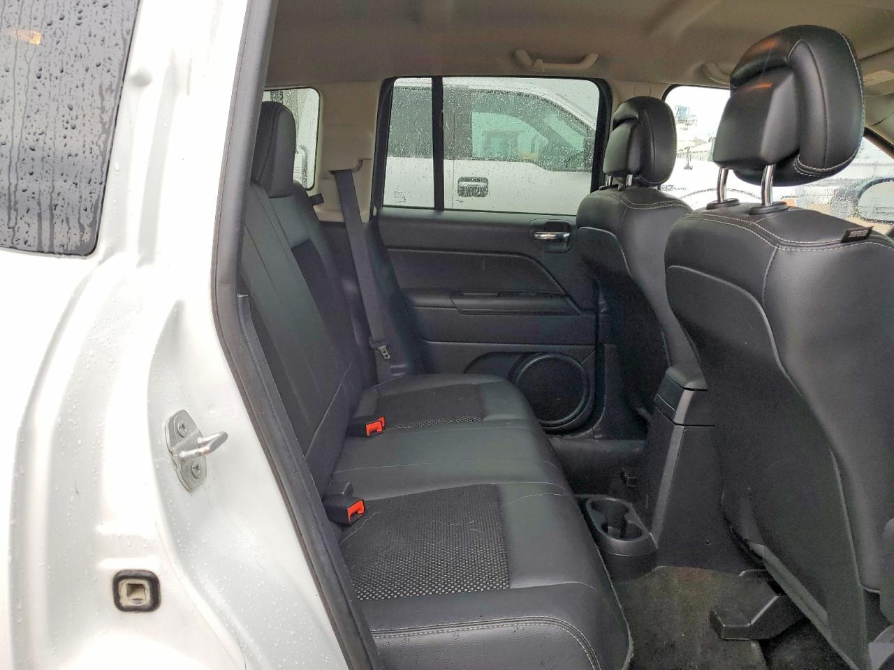 1C4NJDBB1FD323984 · 2015 JEEP COMPASS · 11/13